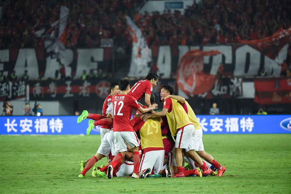 地铁站的球 地铁站的球