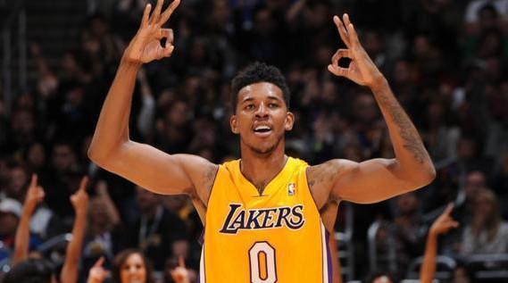 换作为基调 换作为基调